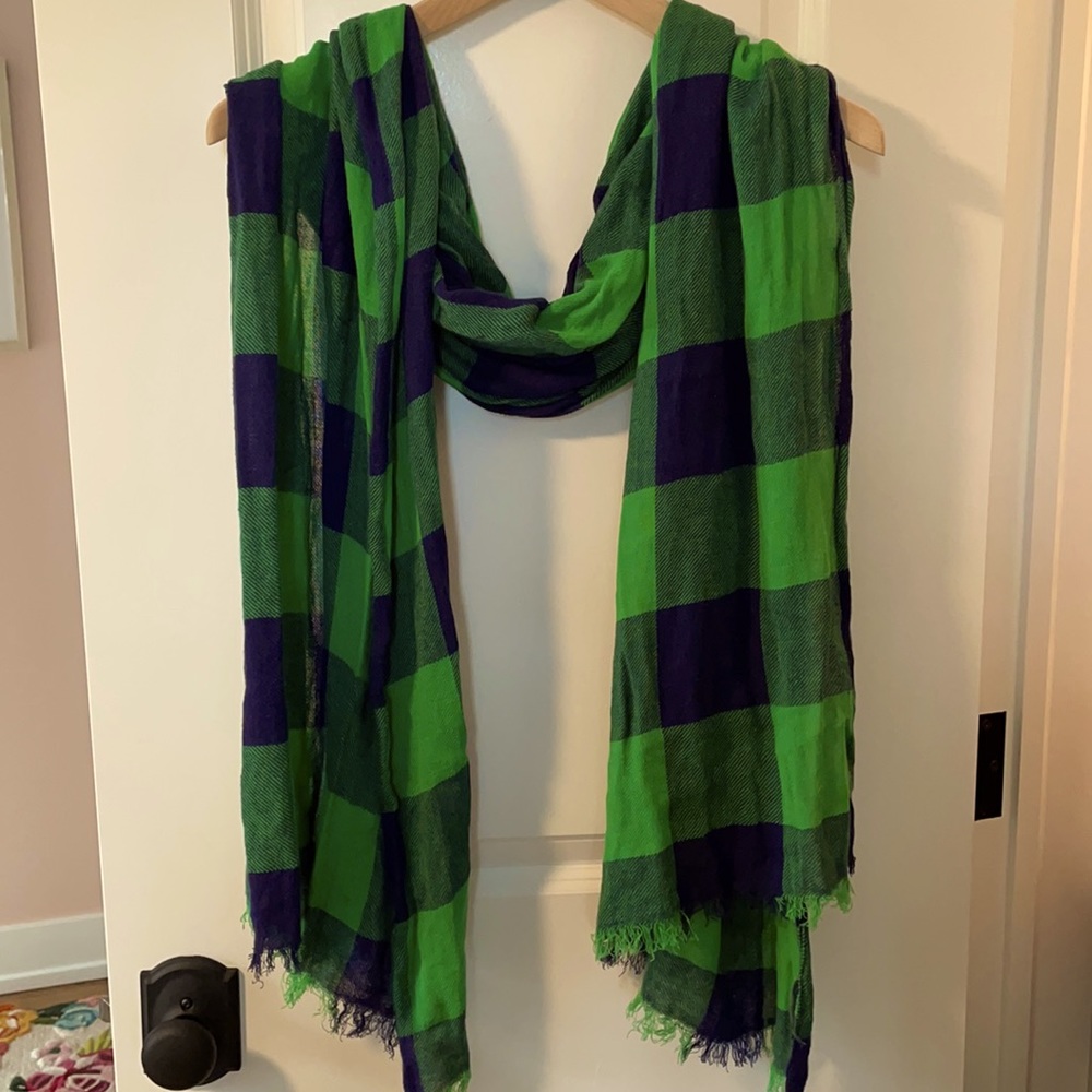FREE American Eagle Plaid Scarf w/ Any Purchase